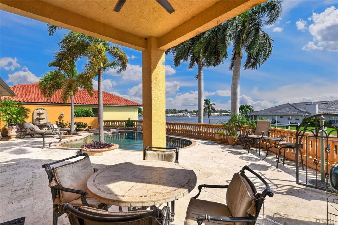 316 W Bay Drive, Venice, FL 34285 Photo