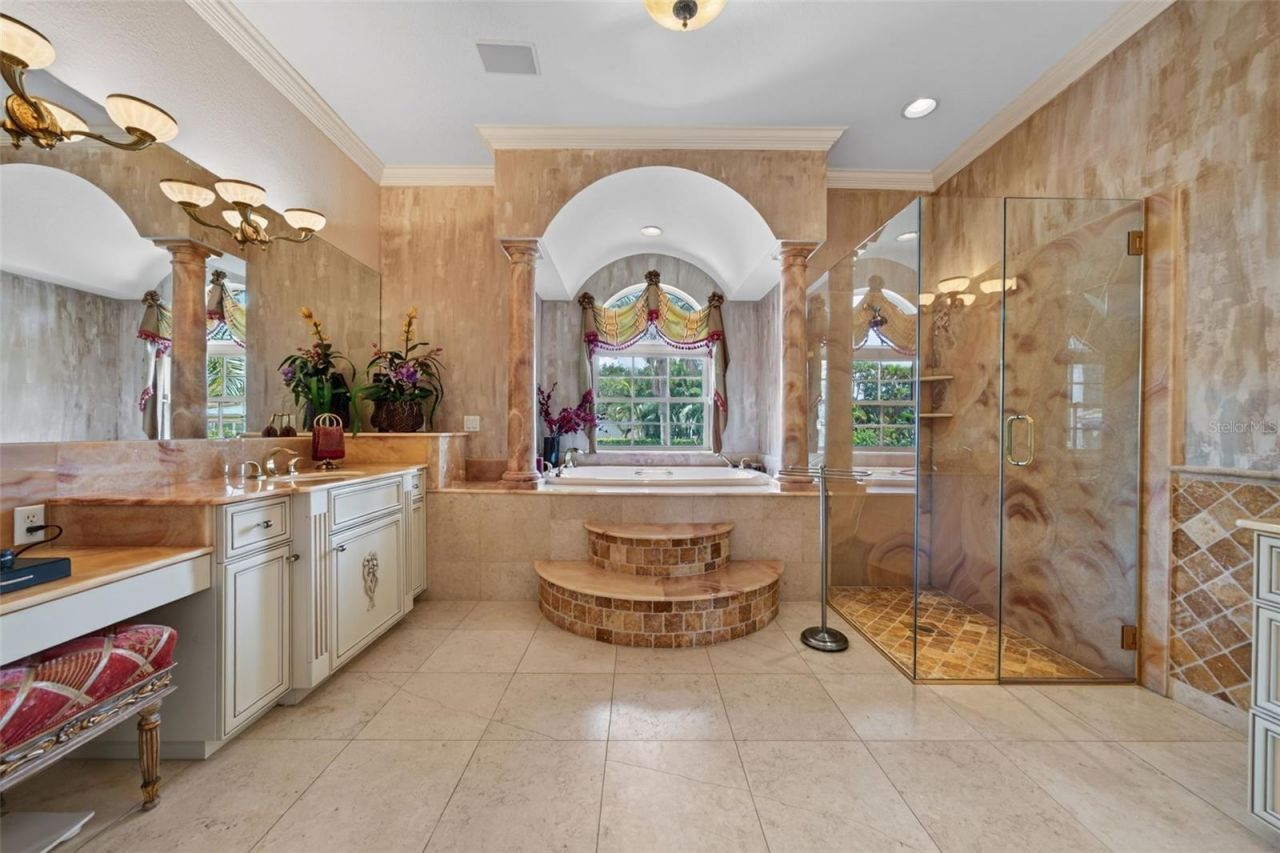 316 W Bay Drive, Venice, FL 34285 Photo