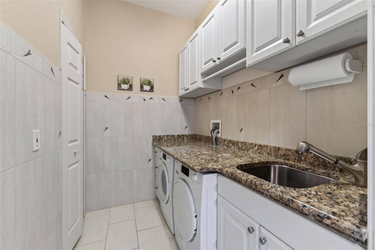 316 W Bay Drive, Venice, FL 34285 Photo