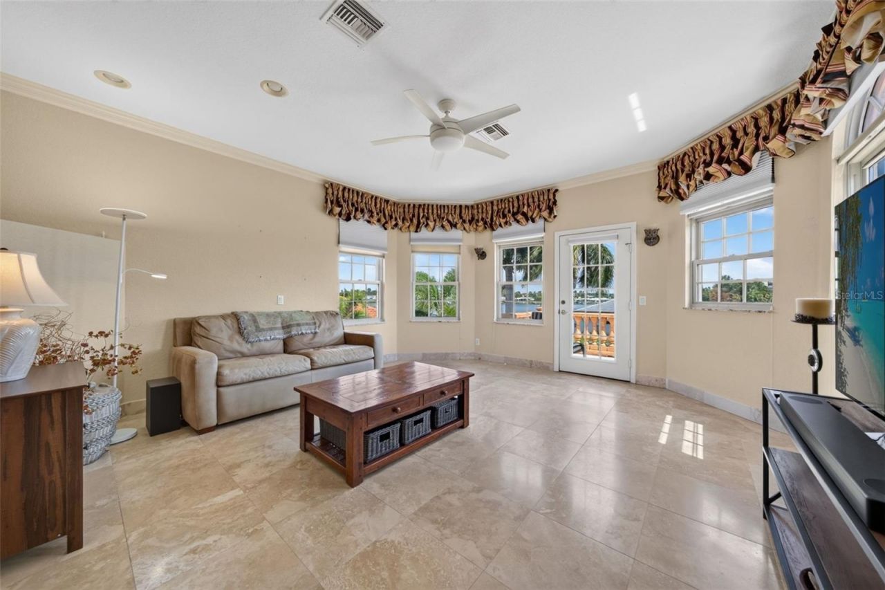 316 W Bay Drive, Venice, FL 34285 Photo