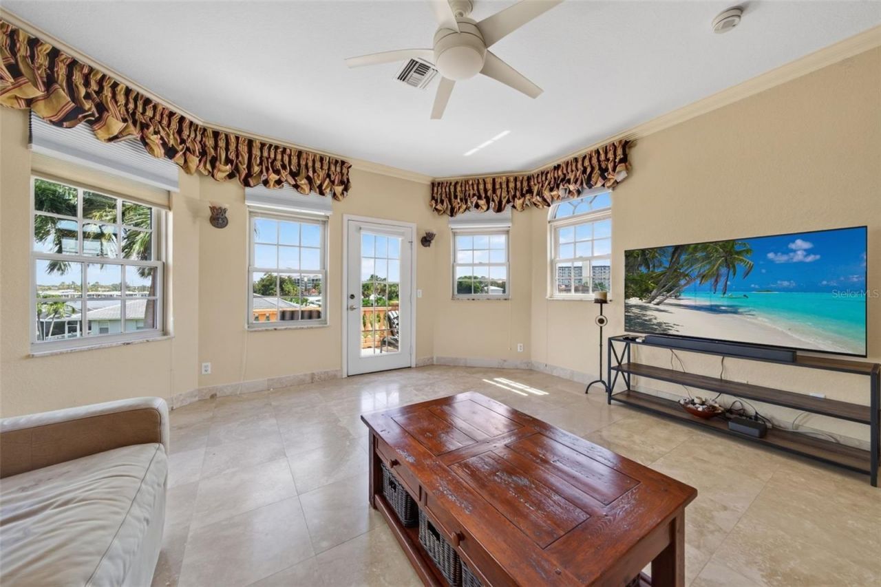 316 W Bay Drive, Venice, FL 34285 Photo