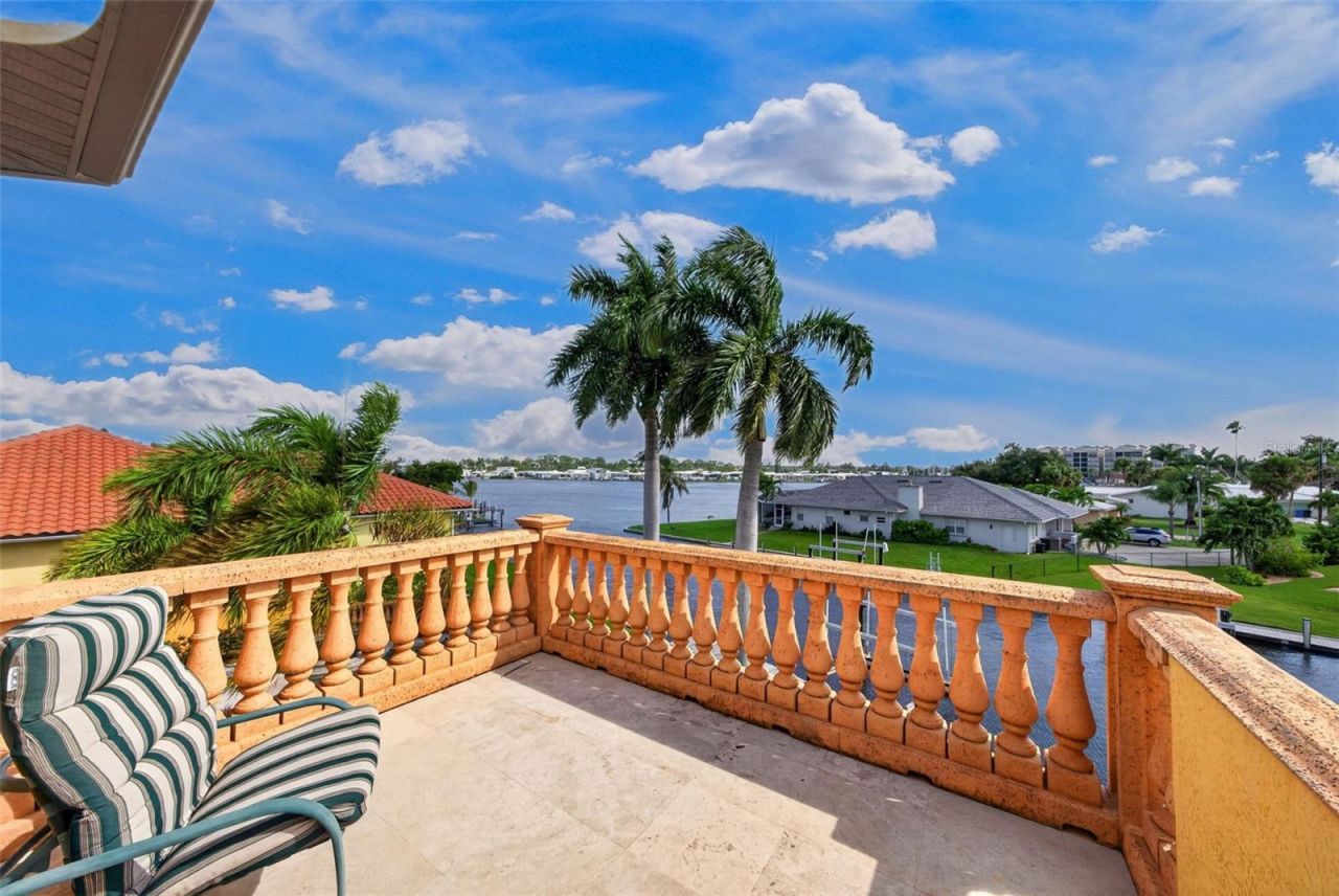 316 W Bay Drive, Venice, FL 34285 Photo