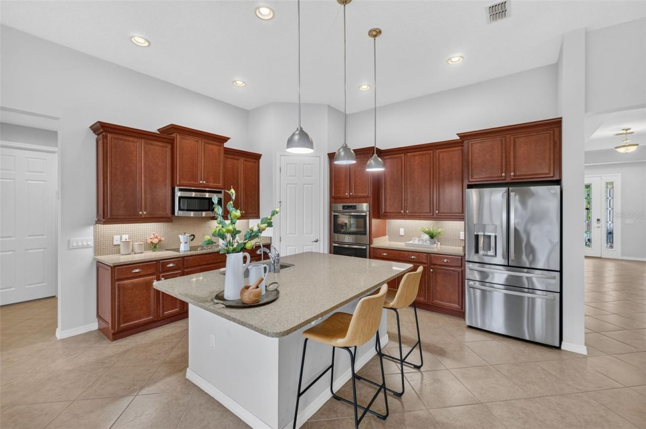 555 Tapatio Lane, Poinciana, FL 34759 Photo