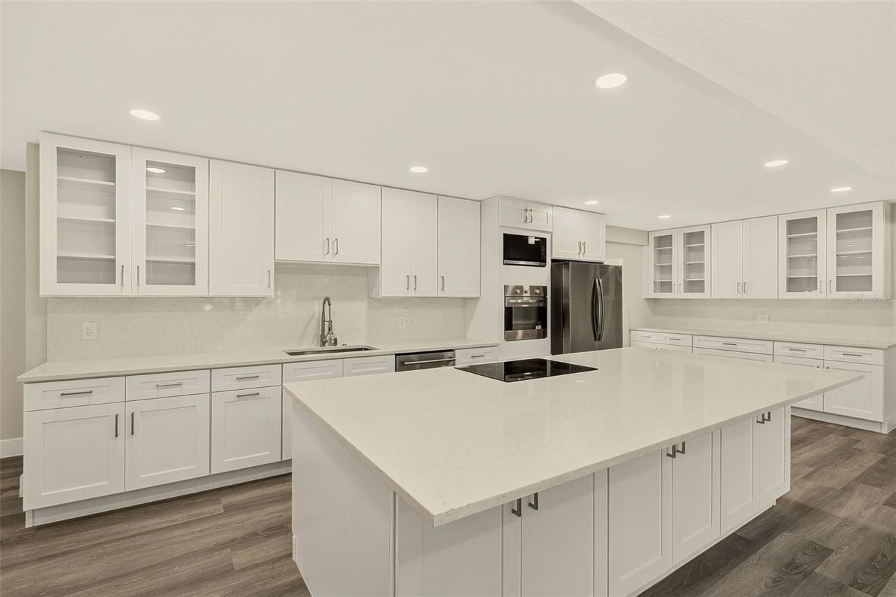 1595 Oak Lane, Clearwater, FL 33764 Photo