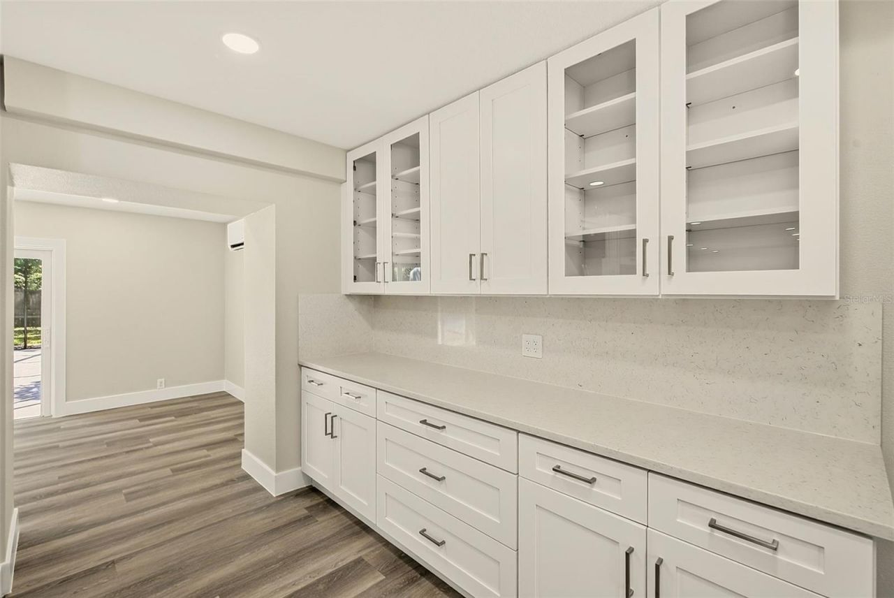 1595 Oak Lane, Clearwater, FL 33764 Photo