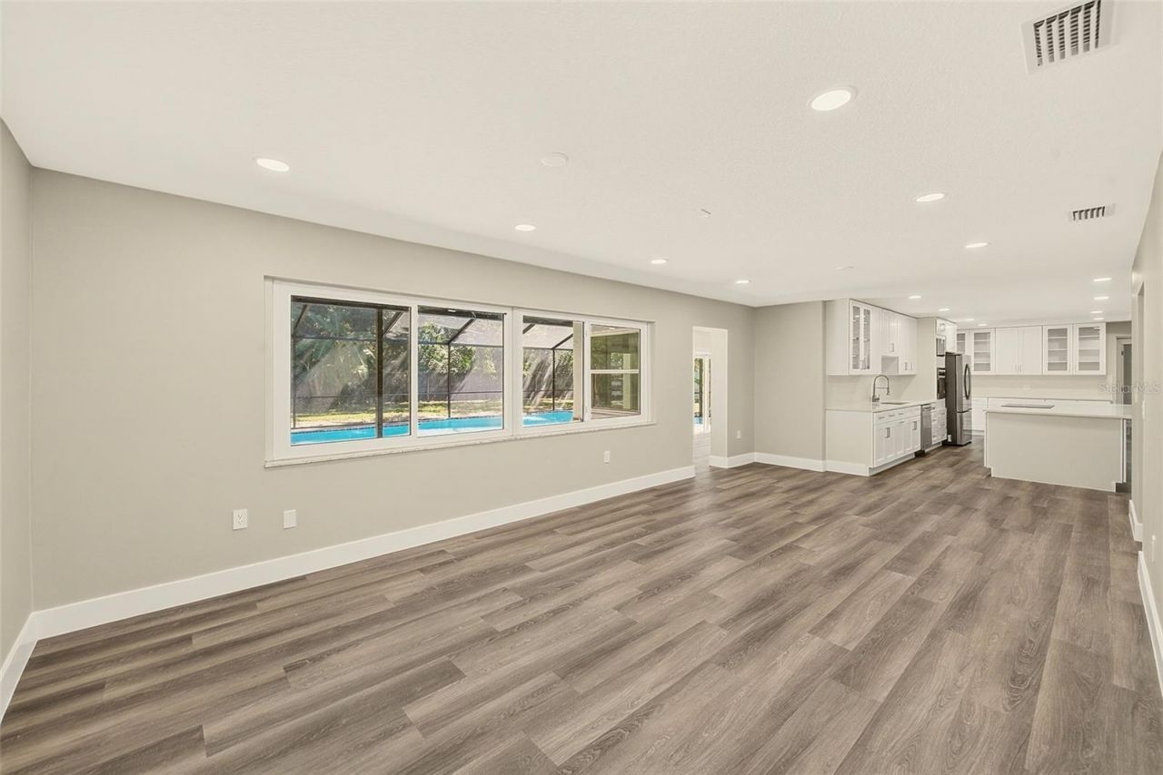 1595 Oak Lane, Clearwater, FL 33764 Photo
