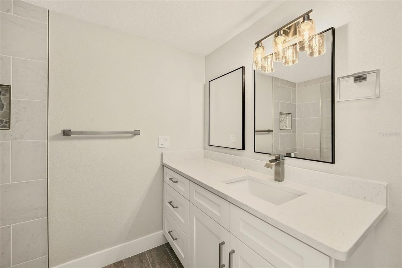 1595 Oak Lane, Clearwater, FL 33764 Photo