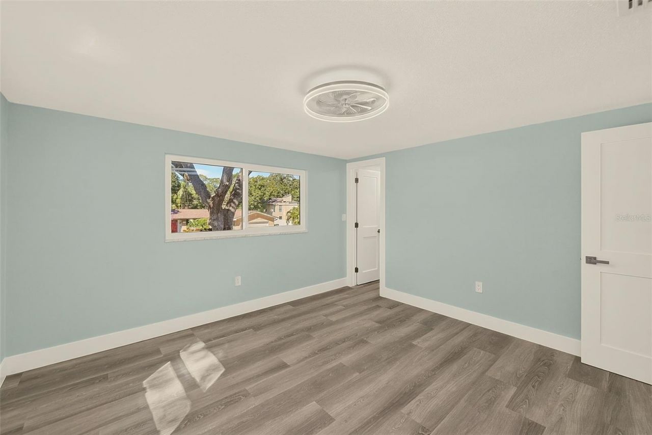 1595 Oak Lane, Clearwater, FL 33764 Photo