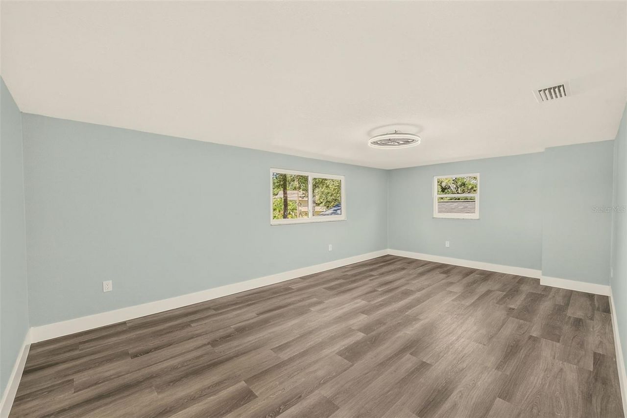 1595 Oak Lane, Clearwater, FL 33764 Photo