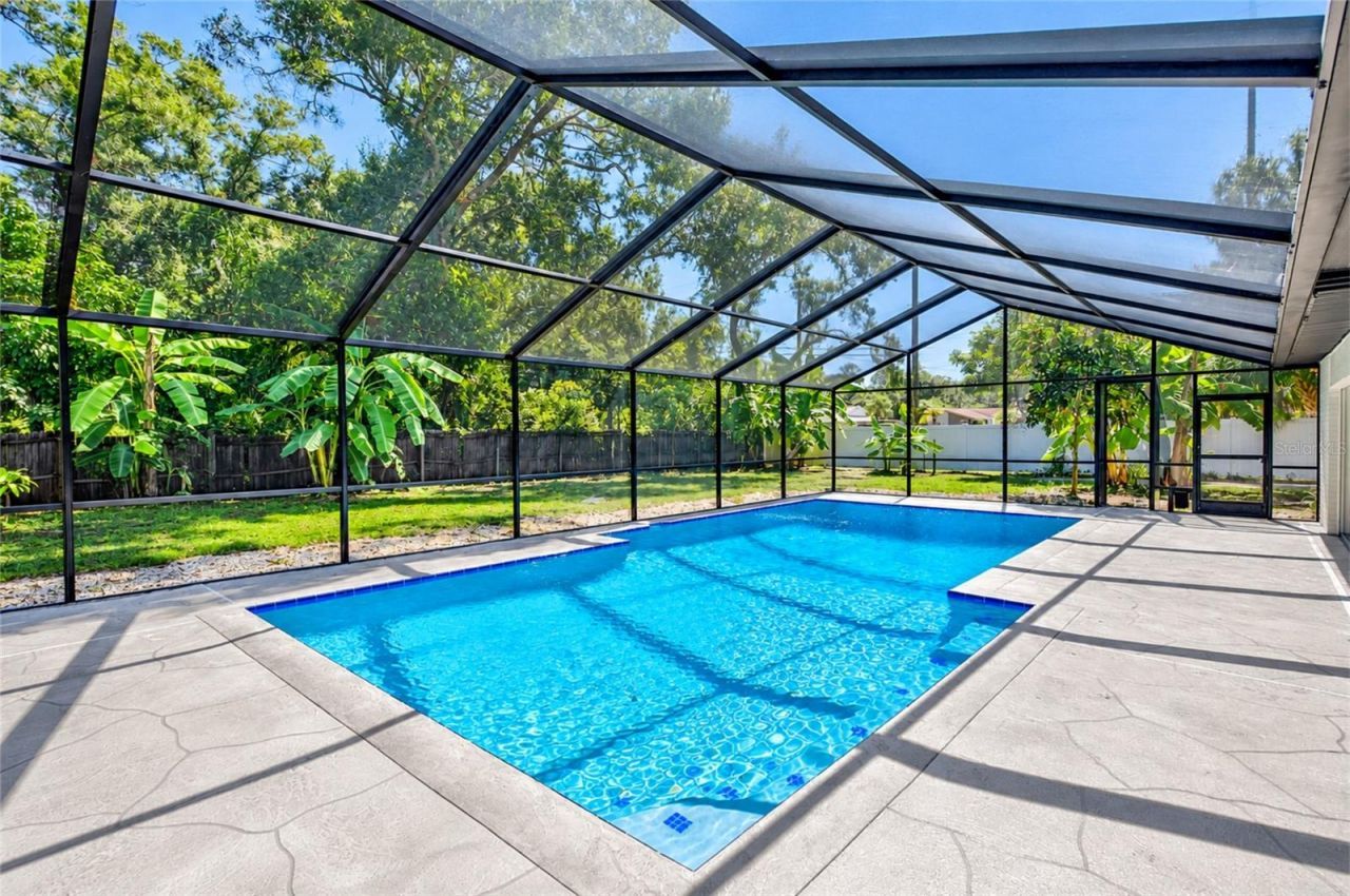 1595 Oak Lane, Clearwater, FL 33764 Photo