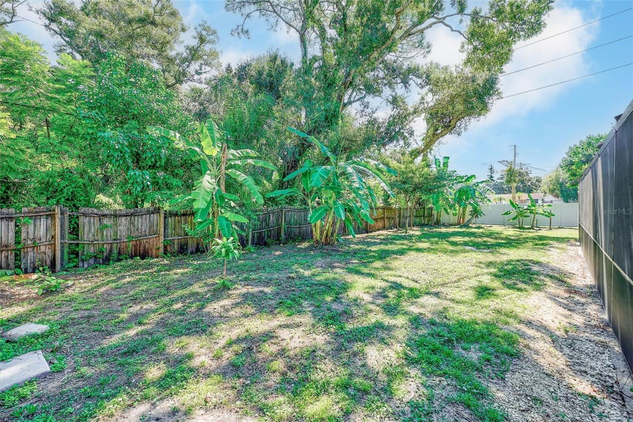 1595 Oak Lane, Clearwater, FL 33764 Photo