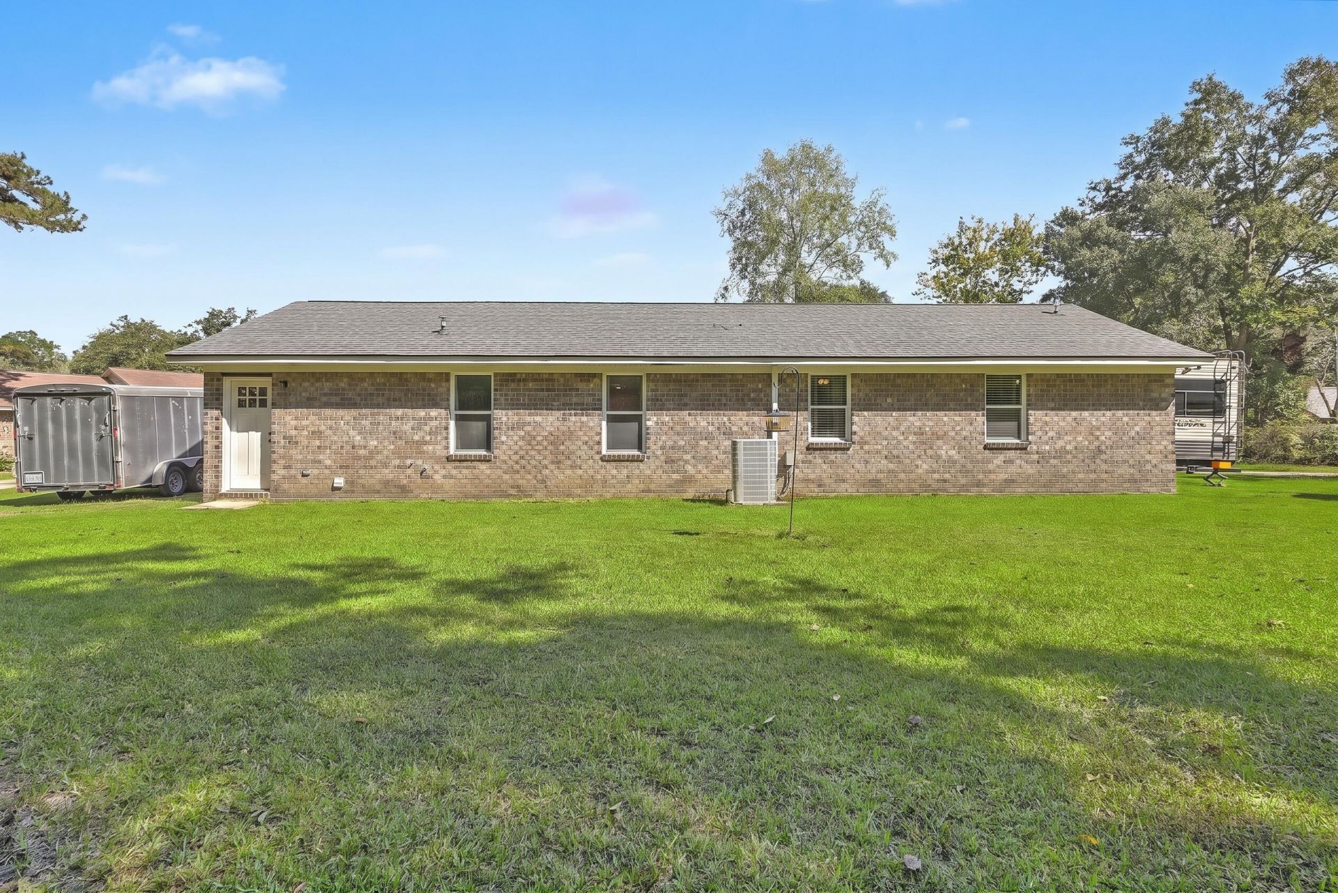 318 Huntsman Drive Photo 25