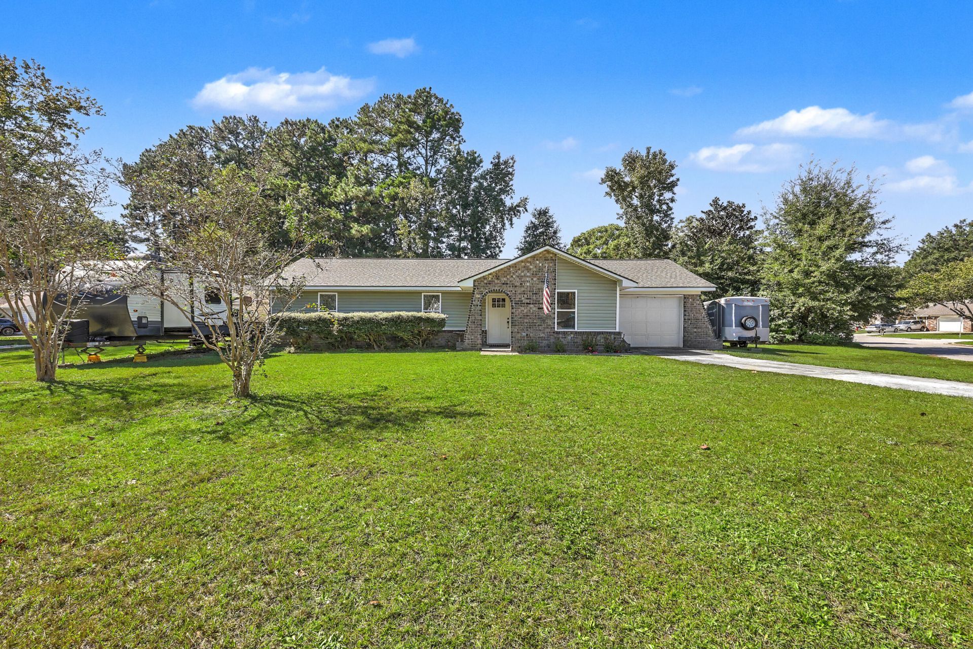 318 Huntsman Drive Photo 26