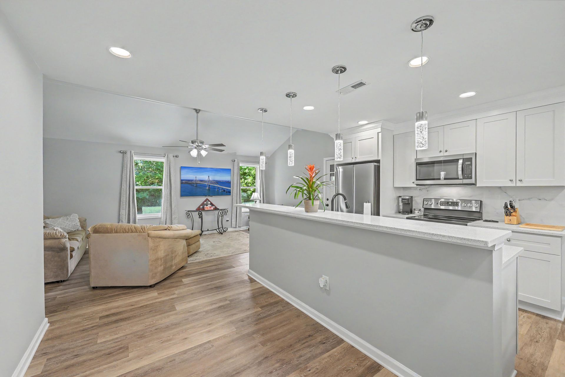 318 Huntsman Drive Photo 9