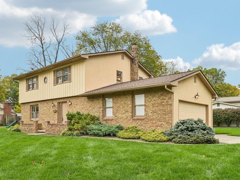 604 Patricia Ann Lane , Westerville, OH 43081 Photo 2