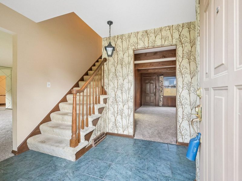 604 Patricia Ann Lane , Westerville, OH 43081 Photo 4