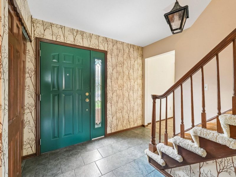 604 Patricia Ann Lane , Westerville, OH 43081 Photo 6