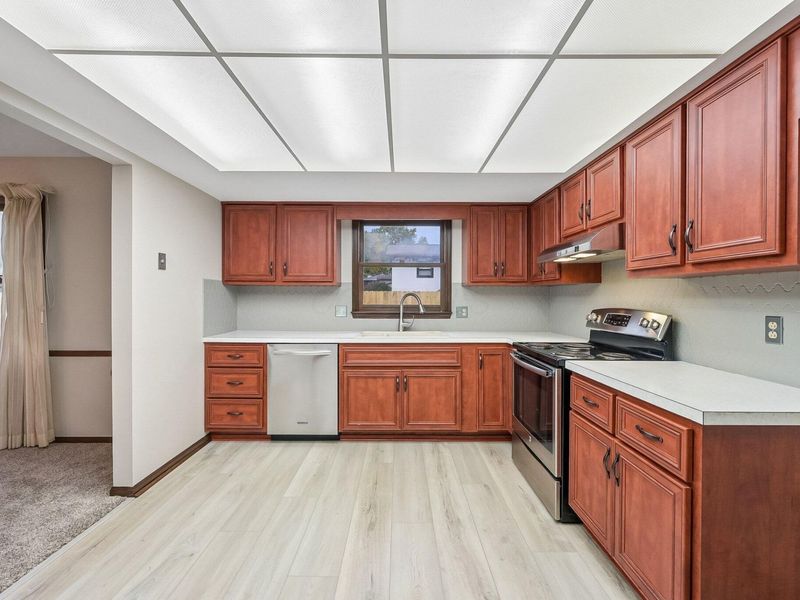 604 Patricia Ann Lane , Westerville, OH 43081 Photo 7