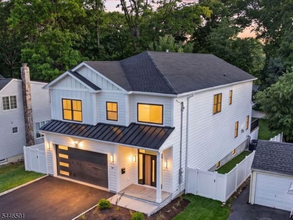 43 Oakwood Ave, Livingston, NJ 07039