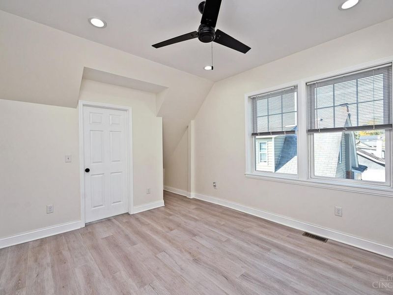 5748 Bramble Avenue, Cincinnati, OH 45227 Photo 24