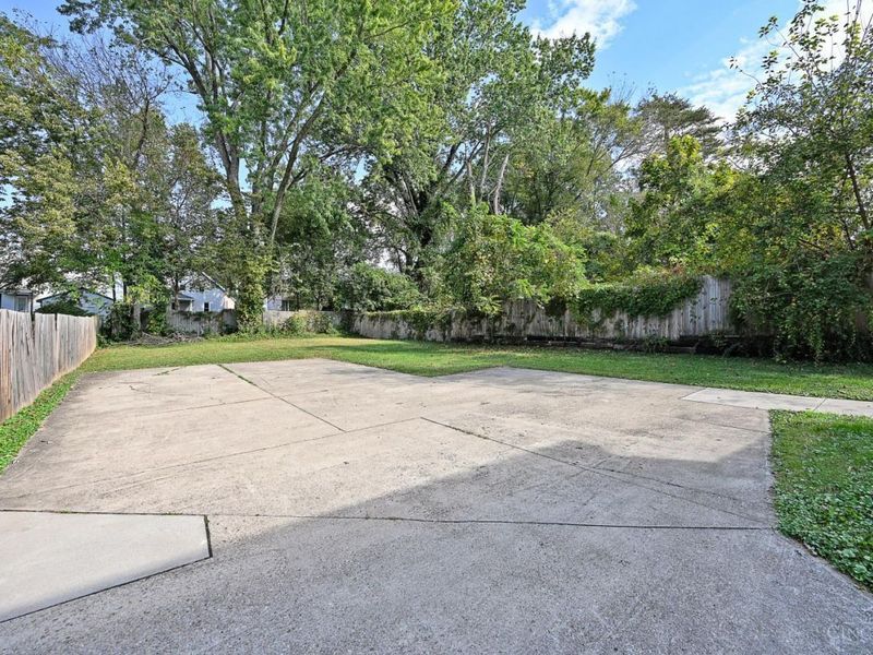 5748 Bramble Avenue, Cincinnati, OH 45227 Photo 44