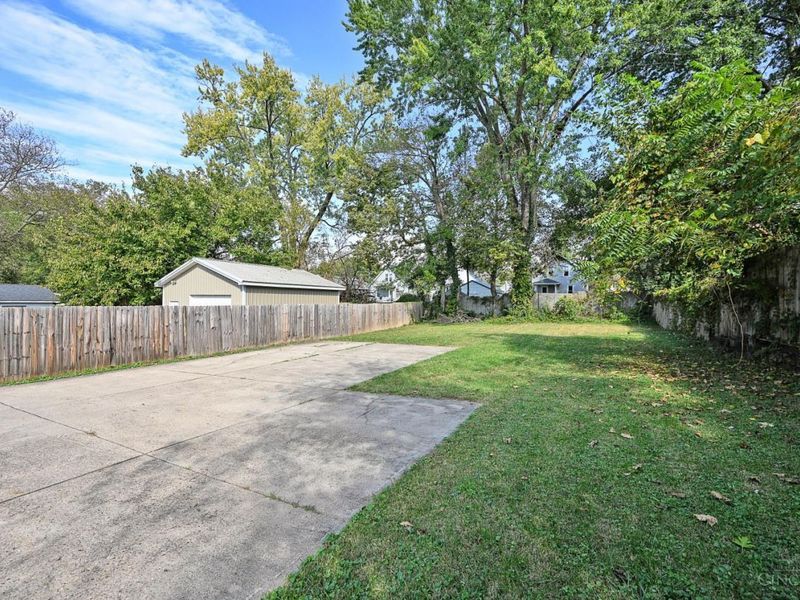 5748 Bramble Avenue, Cincinnati, OH 45227 Photo 45