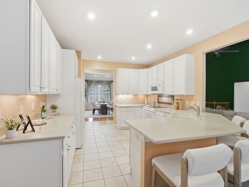 571 Hopper View Bluff, Pierce Township, OH 45255 Photo 12
