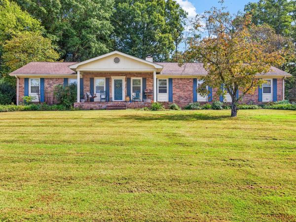 1723 Meadow Wood Dr, Cookeville, TN 38506