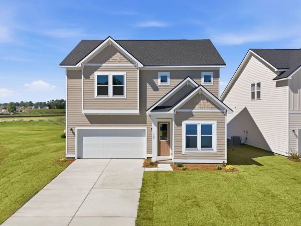 533 Waters Edge Dr. , Myrtle Beach, SC 29579