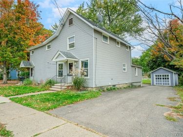 8472 N Main Street , Eden, NY 14057