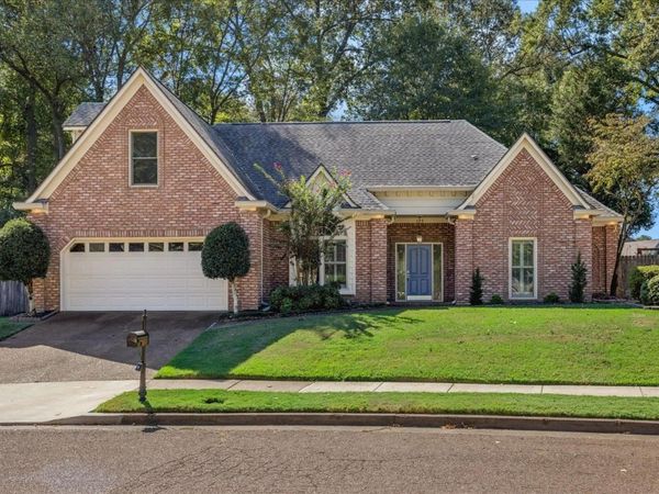 679 BELLE WATLEY LN, Collierville, TN 38017