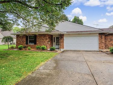 1060 Princewood Avenue, Centerville, OH 45429