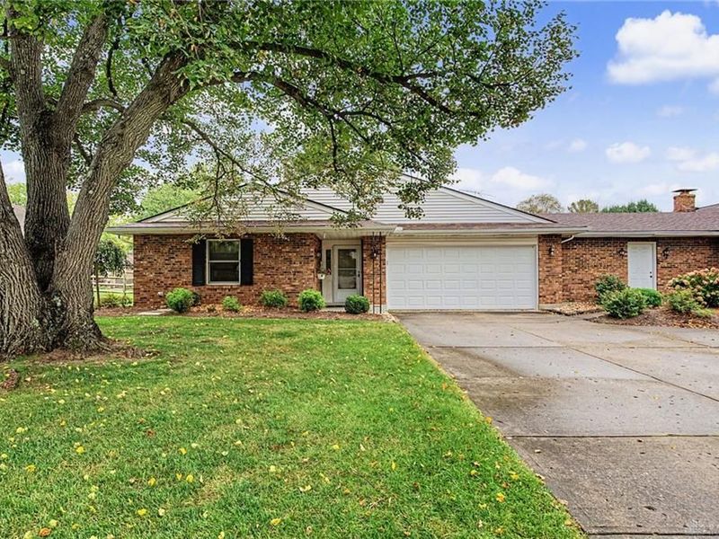 1060 Princewood Avenue, Centerville, OH 45429 Photo 2