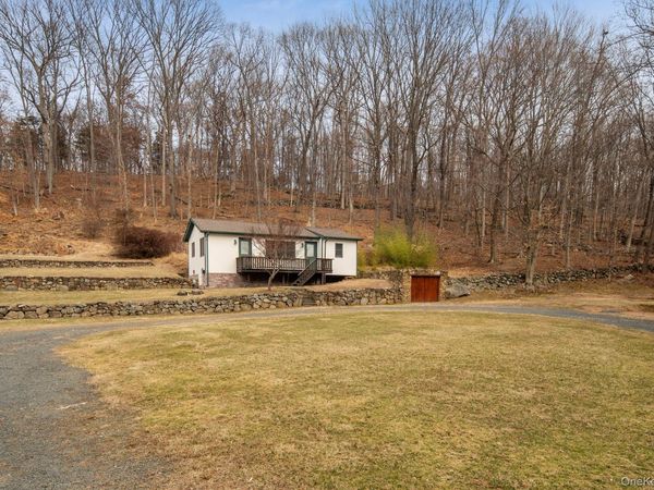 689 S Mountain Road , Unit cottage, New City, NY 10956