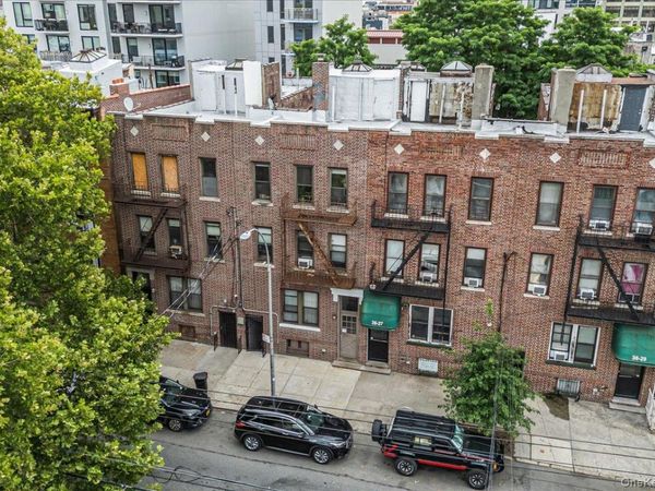 36-25 30th Street , Long Island City, NY 11106