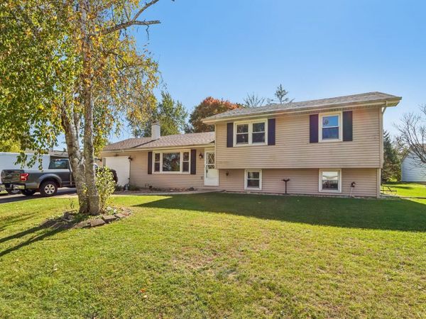 1825 Esch Road , Twin Lakes, WI 53181
