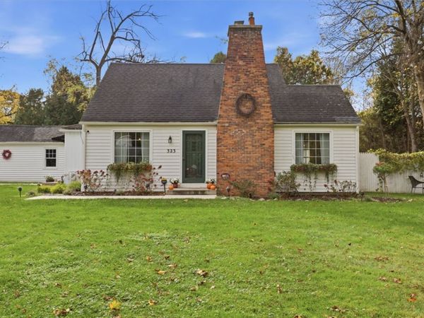 323 Embury Road , Penfield, NY 14526