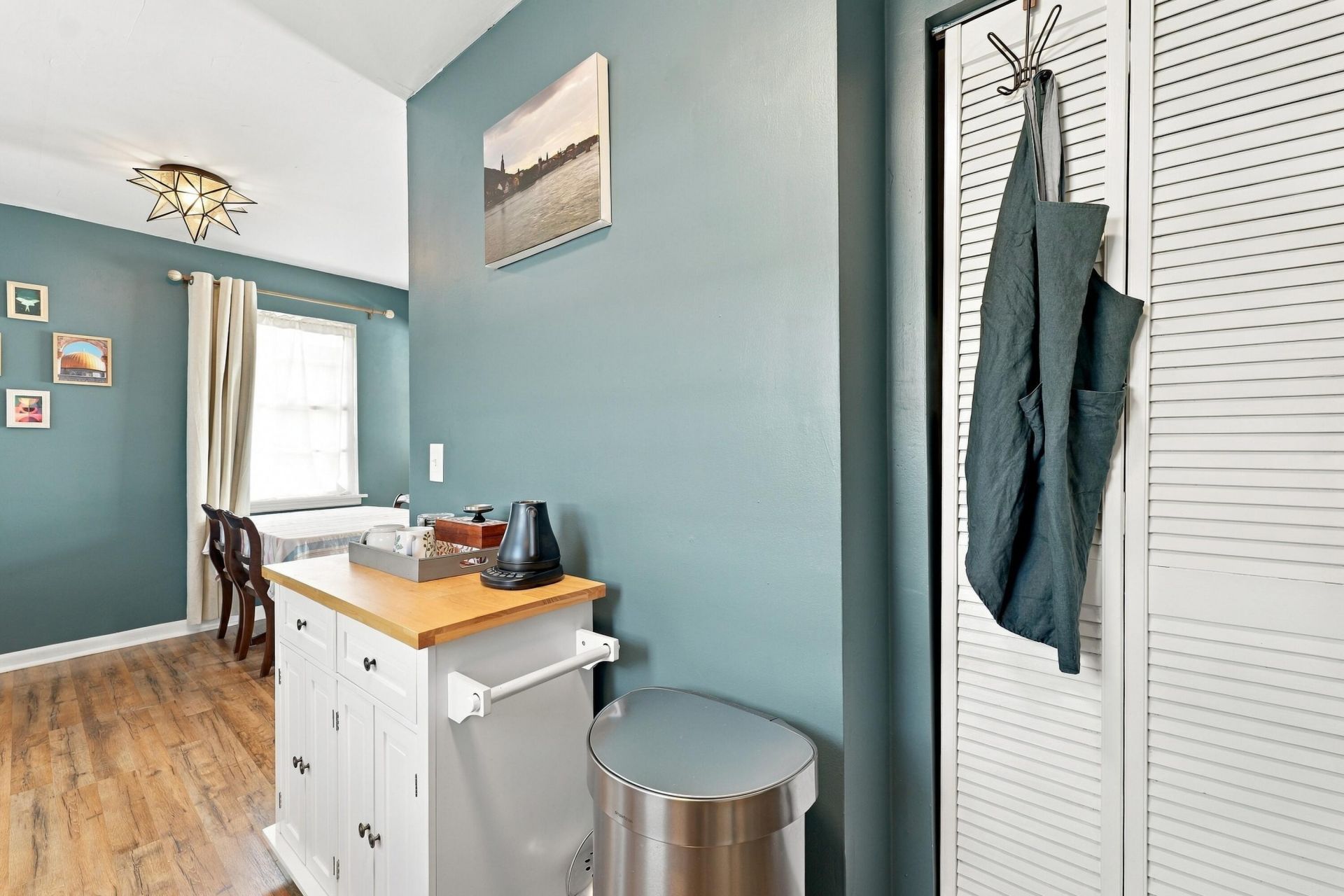 415 Parkdale Drive Photo 16