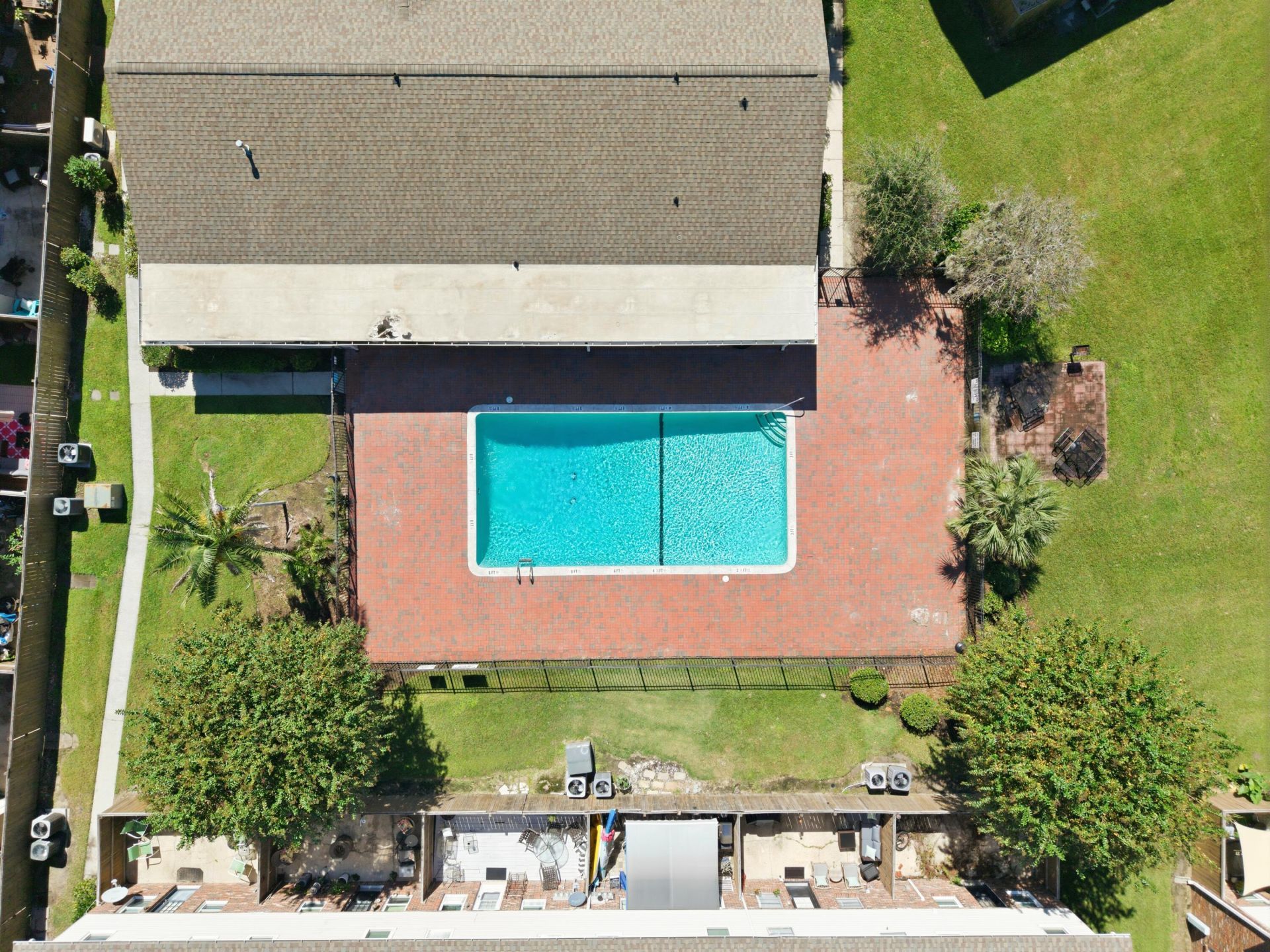415 Parkdale Drive Photo 23