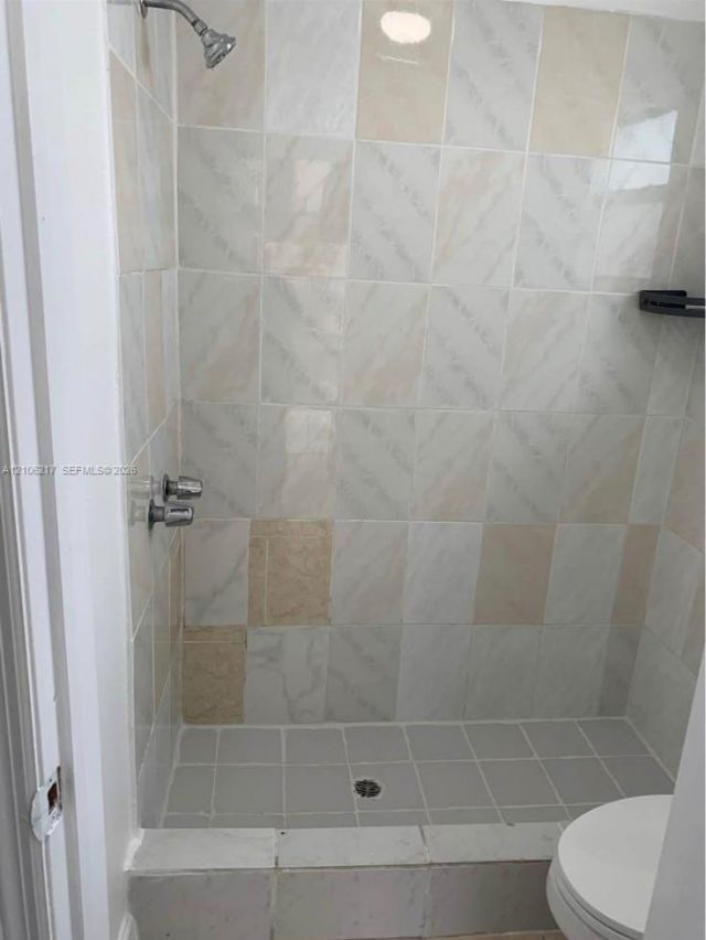 9555 NW 36th Ave , Miami, FL 33147 Photo
