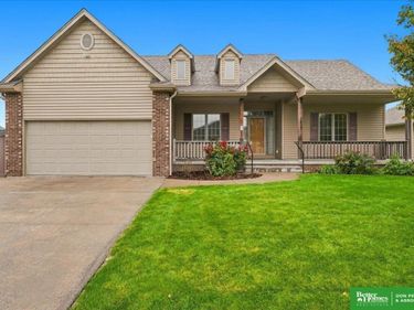3024 Peterson Avenue, Fremont, NE 68025