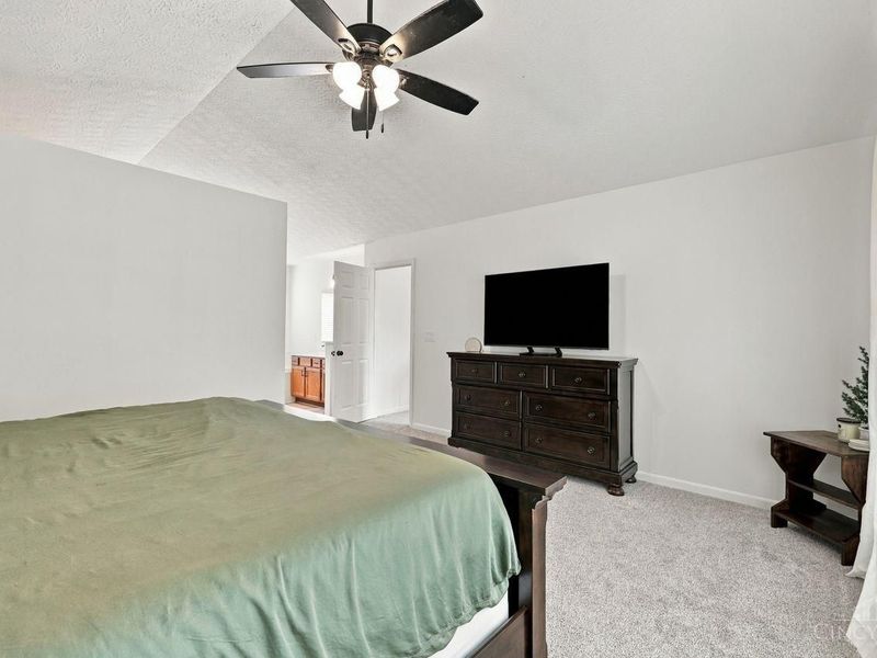 6868 Hummingbird Drive, Deerfield Township, OH 45040 Photo 34