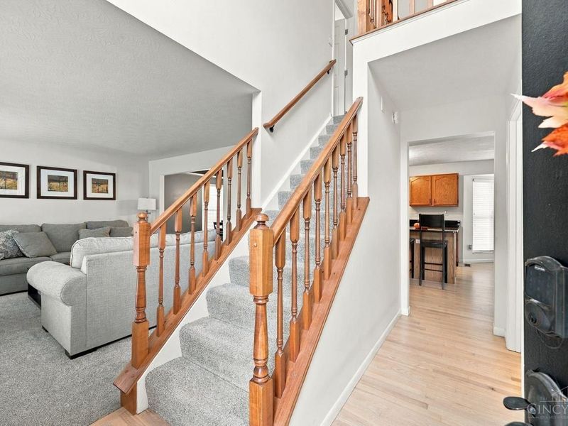 6868 Hummingbird Drive, Deerfield Township, OH 45040 Photo 4