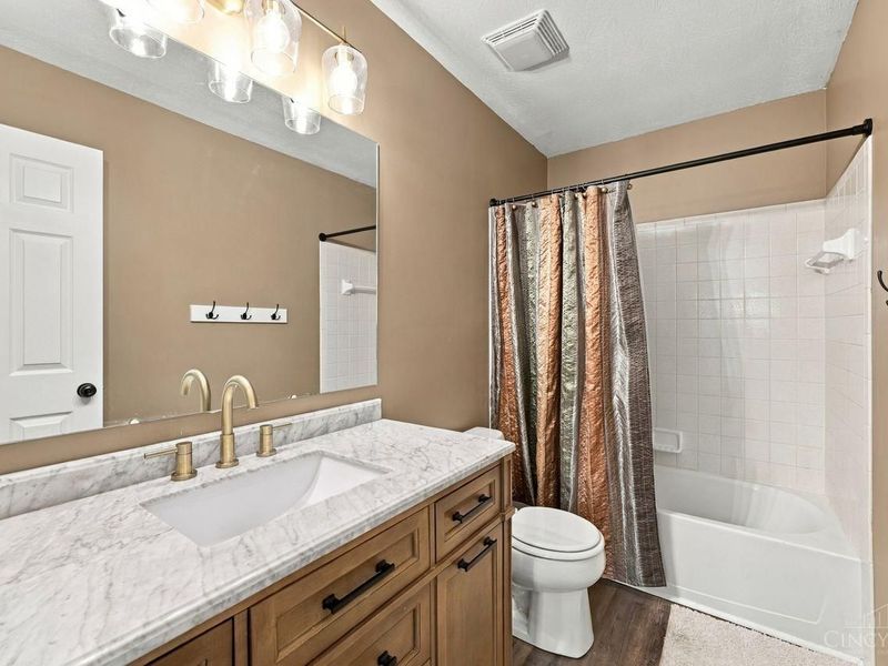 6868 Hummingbird Drive, Deerfield Township, OH 45040 Photo 40