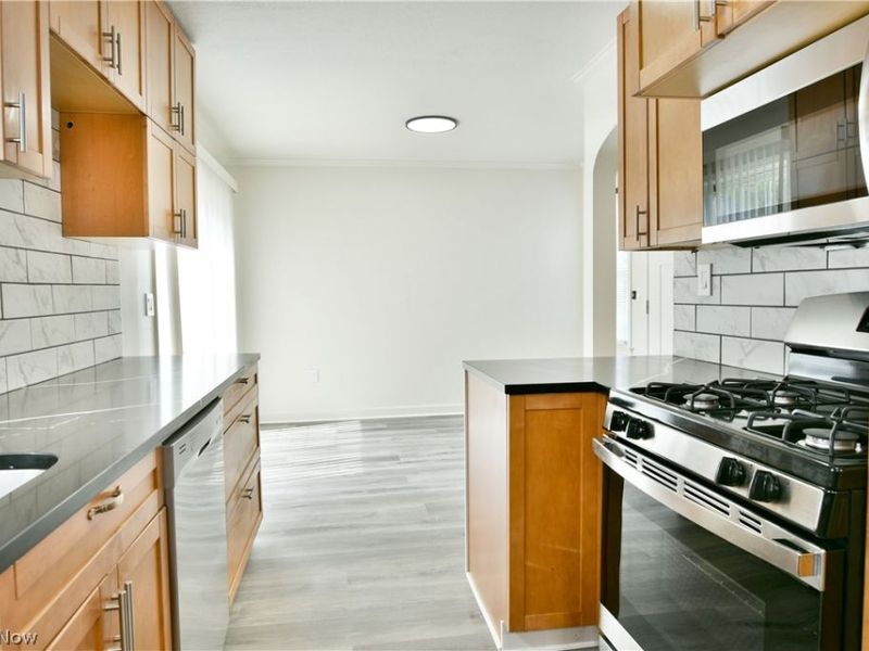 207 State Road NW, Warren, OH 44483 Photo 12