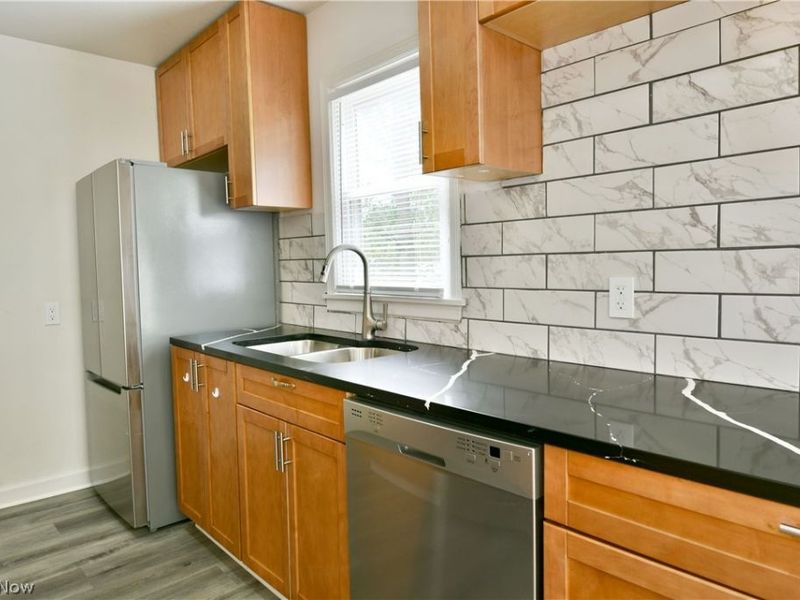 207 State Road NW, Warren, OH 44483 Photo 8