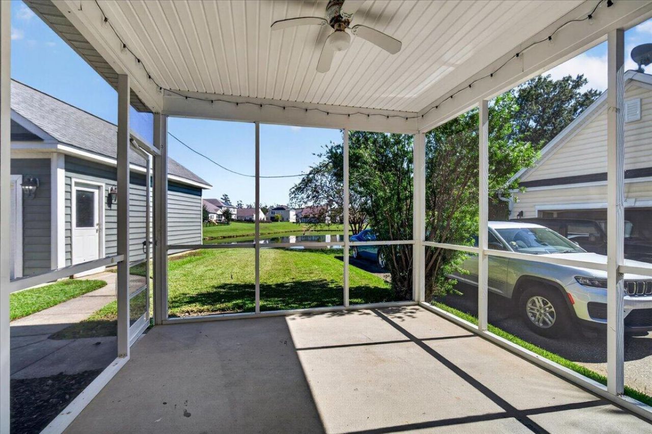 129 Gaslight Boulevard Photo 34