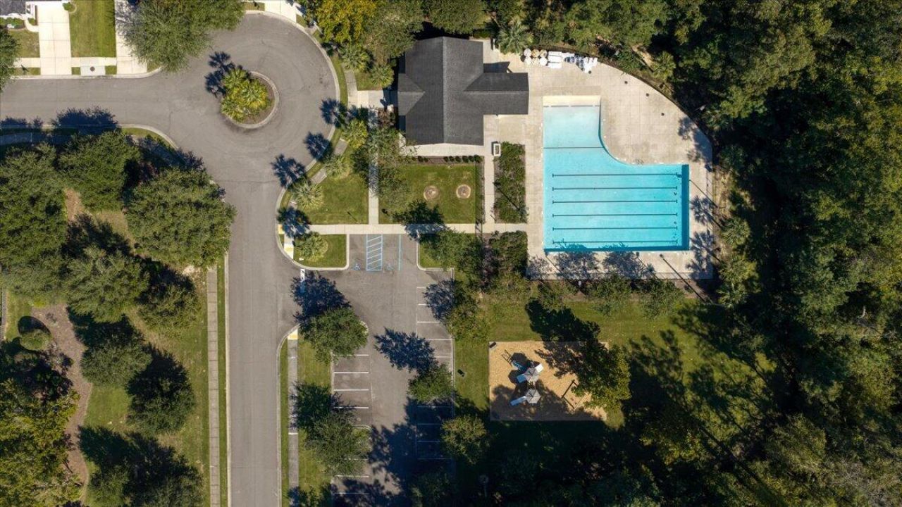 129 Gaslight Boulevard Photo 5