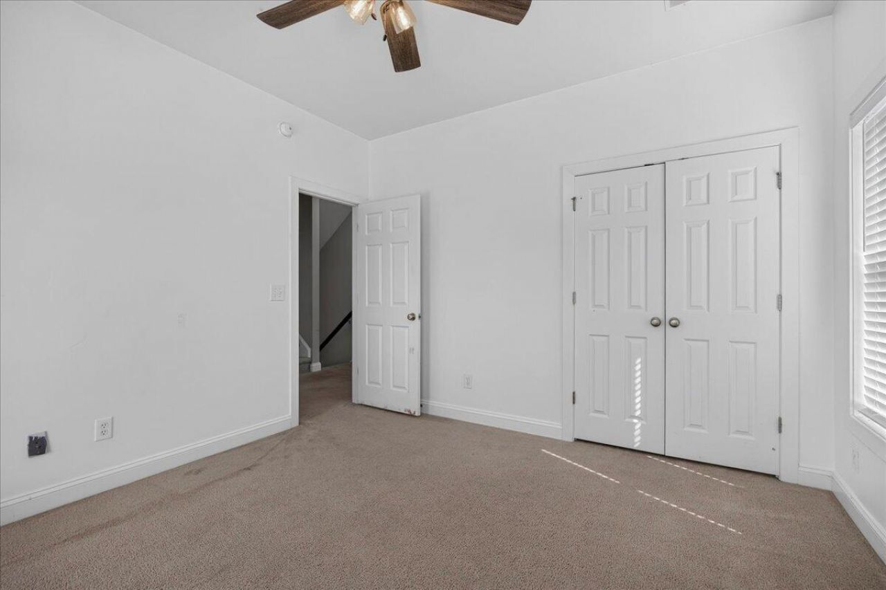 129 Gaslight Boulevard Photo 56