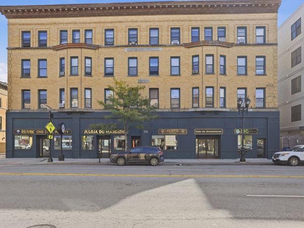 79 Concord St, Unit 103, Framingham, MA 01702